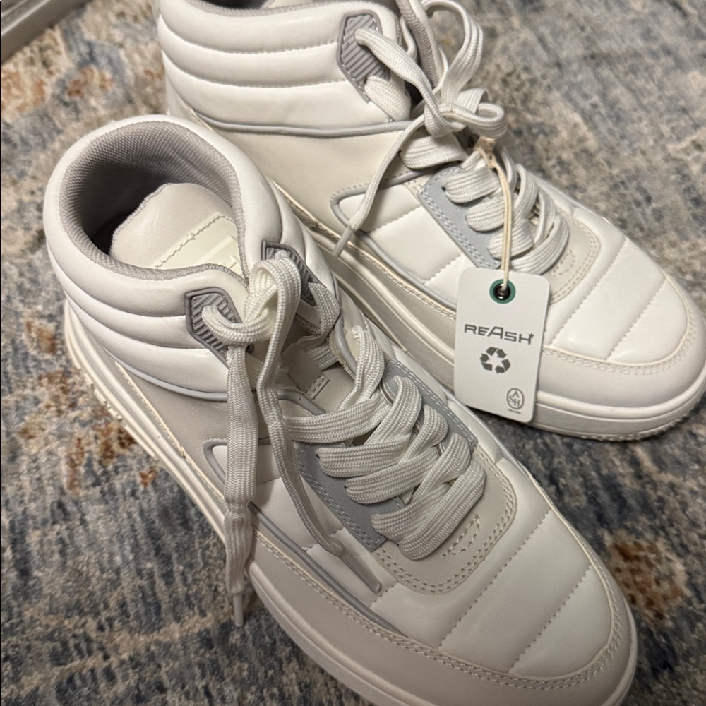 Ash Cream Leather Soles- mid sneakers